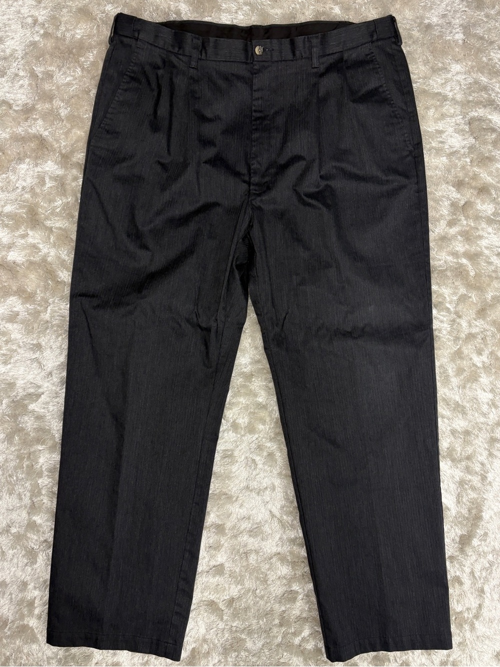 Haggar Adjustable Waist, Pleated Men’s Dress pants- Charcoal Gray- cotton blend